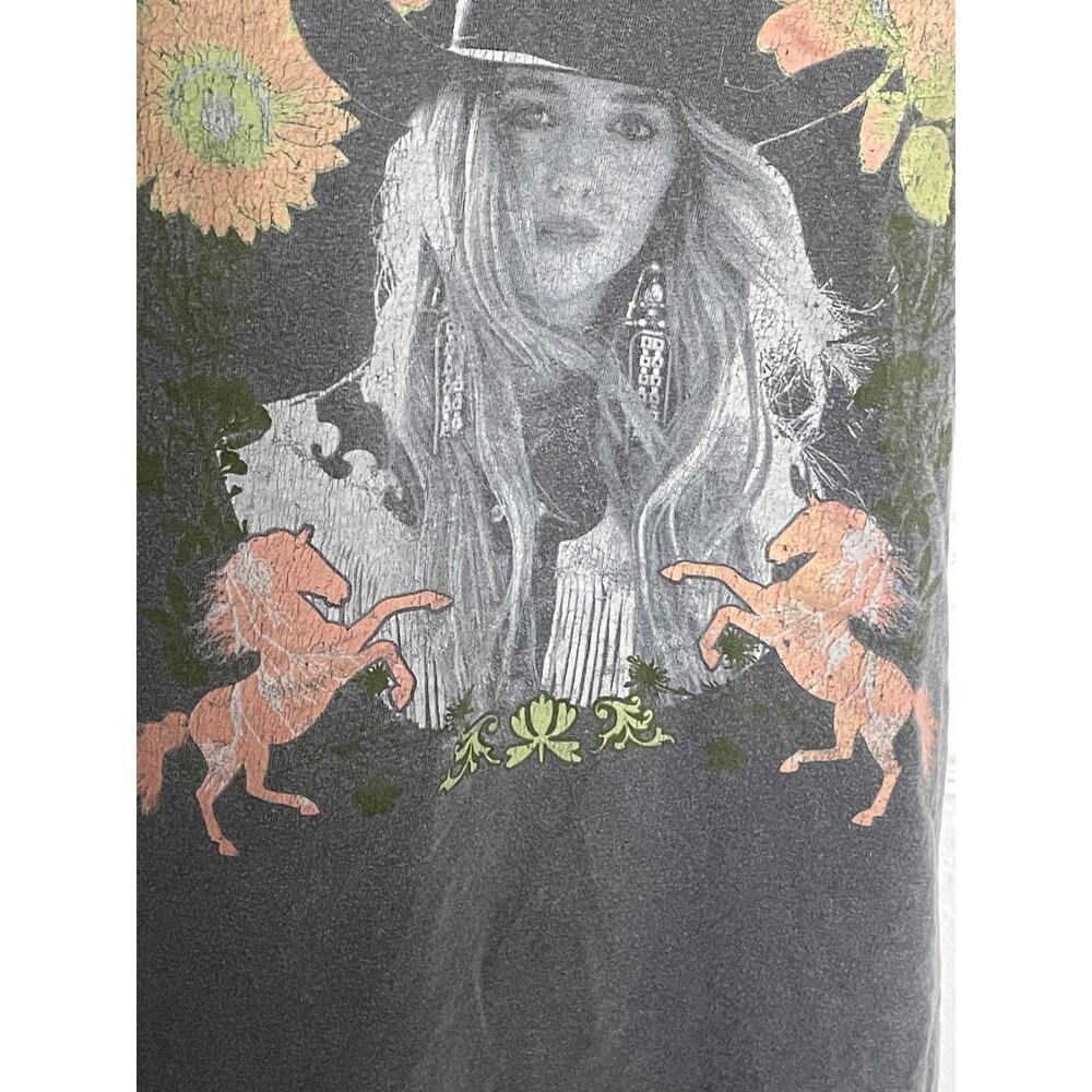 Bell Bottom Country Lainey Wilson Concert T Shirt - Picture 4 of 7
